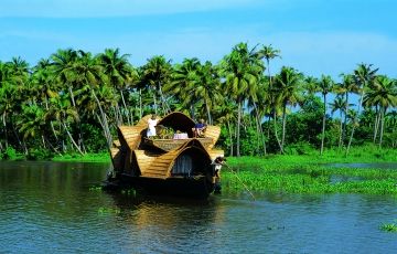 Family Getaway 7 Days 6 Nights Kerala Vacation Package