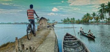 Family Getaway Alleppey Water Activities Tour Package for 2 Days 1 Night