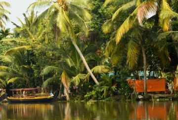 6 Days 5 Nights Cochin Lake Vacation Package