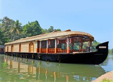 Magical 5 Days 4 Nights Thekkady Vacation Package
