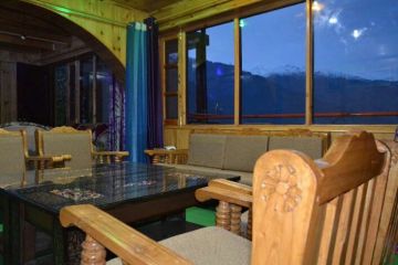 Pleasurable 4 Days 3 Nights Manali Waterfall Tour Package