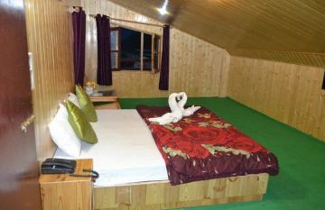 Pleasurable 4 Days 3 Nights Manali Waterfall Tour Package