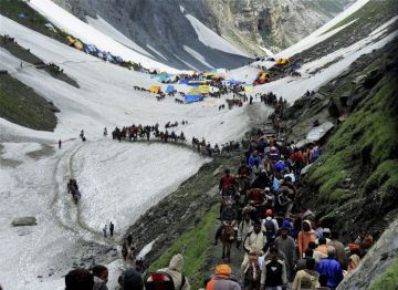 Family Getaway 4 Days Amarnath Tour Package