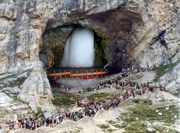 Pleasurable 3 Days 2 Nights Amarnath Ji Cave Offbeat Vacation Package
