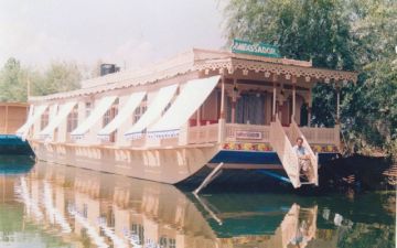 Magical 6 Days 5 Nights Soura Trip Package
