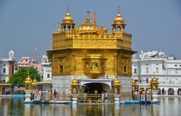 Memorable 2 Days 1 Night Amritsar with Dalhousie Romantic Vacation Package