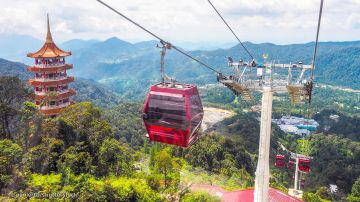 Experience Kuala Lumpur Honeymoon Tour Package for 4 Days