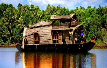 7 Days 6 Nights Alleppey Romance Vacation Package