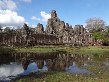 Memorable ANGKOR TEMPLE Tour Package for 4 Days 3 Nights from Cambodia