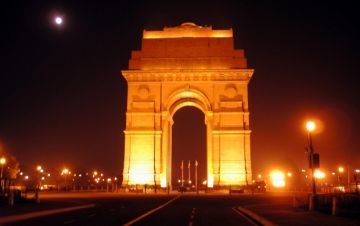 Memorable 5 Days Nagpur to Delhi Park Trip Package