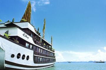 16 Days 15 Nights Hanoi to Hoian Romantic Tour Package
