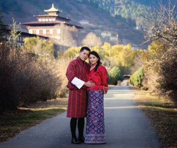 Experience 10 Days India to Paro Luxury Trip Package