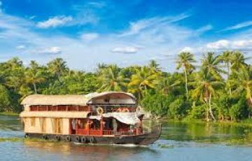 Heart-warming 7 Days Kochi to Thekkady Friends Vacation Package