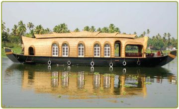 Memorable 4 Days 3 Nights Allepey Beach Vacation Package