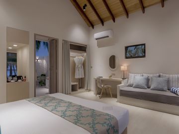 Amazing 5 Days 4 Nights Maldives Honeymoon Trip Package