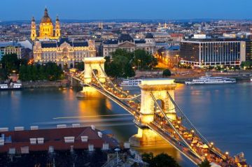 Best 5 Days 4 Nights Vienna Honeymoon Trip Package
