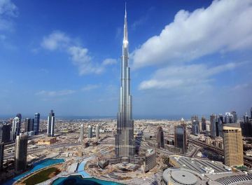 Amazing 4 Days 3 Nights Dubai Honeymoon Tour Package