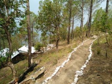 Heart-warming 2 Days Lansdowne Hill Stations Tour Package