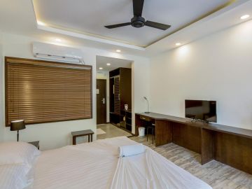 6 Days 5 Nights Thulusdhoo Island Holiday Package