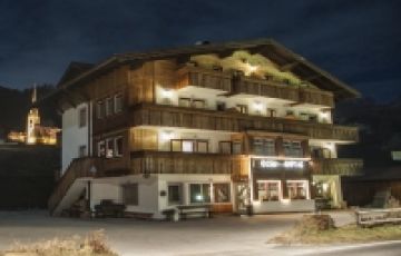 Memorable 2 Days 1 Night Manali Honeymoon Vacation Package