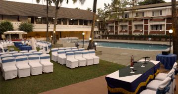 Experience 4 Days 3 Nights Mararikulam Holiday Package