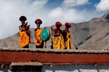 8 Days 7 Nights Leh, Pangong, Nubra with HUNDER INDIA Nature Trip Package