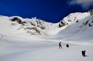 Experience 6 Days 5 Nights Litham Honeymoon Tour Package