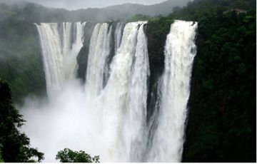 Tour of the Misty Hills of Meghalaya