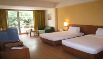 Amazing 5 Days New Delhi to Goa Honeymoon Tour Package