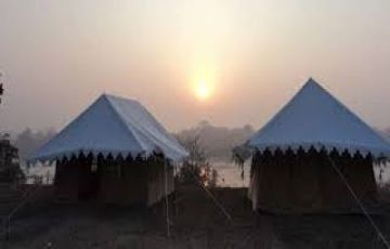 Pleasurable 3 Days Jhansi to Orachha Honeymoon Vacation Package