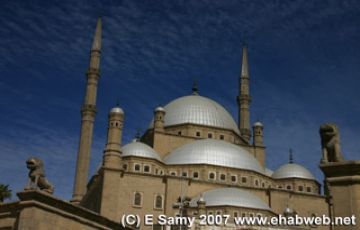 Heart-warming Cairo Governorate Tour Package for 4 Days 3 Nights