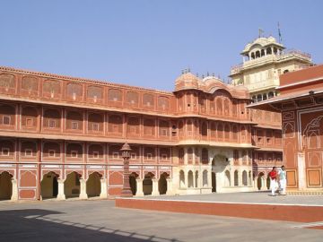 Amazing 5 Days 4 Nights Agra and Jaipur Tour Package