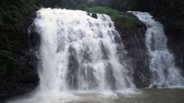 Heart-warming 3 Days COORG Luxury Vacation Package