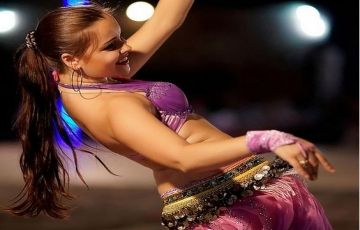 Beautiful 2 Days 1 Night with Desert Tour Package