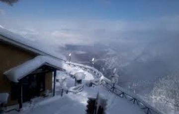 Ecstatic 10 Days New Delhi to Manali Waterfall Vacation Package