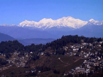 Heart-warming 4 Days 3 Nights Gangtok Mountain Tour Package