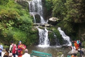 Best 5 Days Siliguri to Pelling Friends Vacation Package