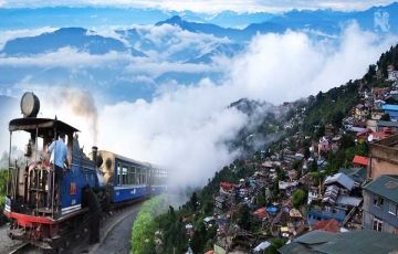 Best 5 Days 4 Nights Darjeeling Mountain Tour Package