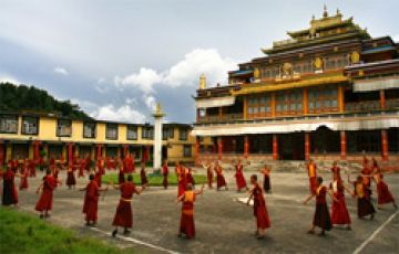 Pleasurable 15 Days 14 Nights Kalimpong, Lachen with Gangtok Holiday Package