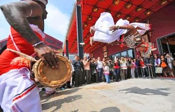 Memorable 11 Days 10 Nights Colombo Vacation Package