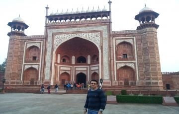 Magical Agra Tour Package for 2 Days 1 Night