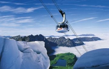 Ecstatic 10 Days 9 Nights Zurich, Lucerne, Interlaken, Venice, Florence and Rome Tour Package