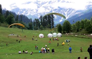 Family Getaway Rohtang Pass Tour Package for 5 Days 4 Nights