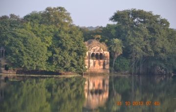 Best Ranthambore Tour Package for 2 Days 1 Night
