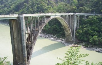 Amazing 5 Days 4 Nights Bagdogra, Gangtok and Darjeeling Tour Package