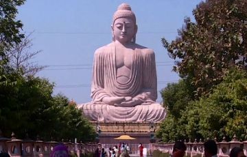 Experience 12 Days 11 Nights New Delhi, Lucknow, kushinagar, lumbini, bodhgaya with Varanasi Tour Package