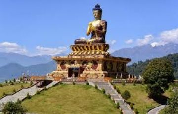 Experience 5 Days 4 Nights Gangtok Tour Package