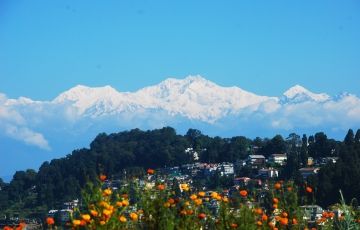 Experience 5 Days 4 Nights Gangtok, Darjeeling with Sikkim Tour Package