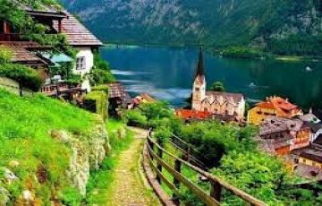 Best 8 Days 7 Nights Vienna, Prague, Bratislava with Budapest Tour Package