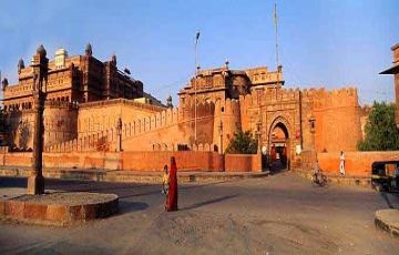 12 Days Jaipur to New Delhi Holiday Package